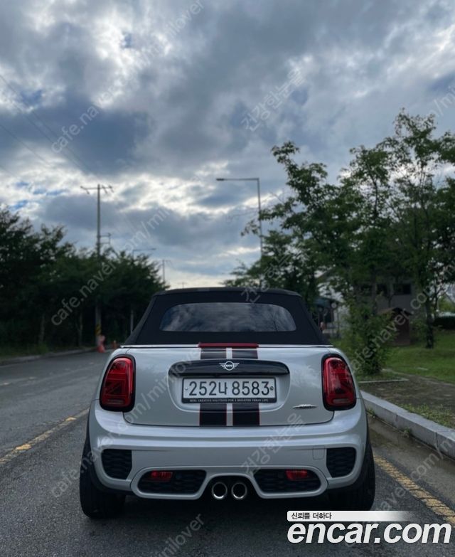 Mini Cooper Convertible JCW 3rd — пробег 70 187 км — фото 4 из 5