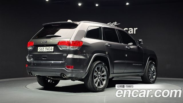 Jeep Cherokee 3.6 Overland WK2 — пробег 63 784 км — фото 2 из 5