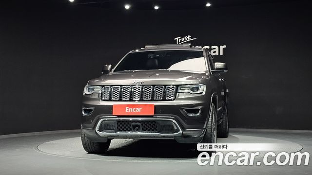 Jeep Cherokee 3.6 Overland WK2 — пробег 63 784 км — фото 3 из 5