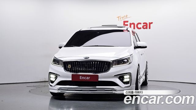 Kia Carnival Gasoline 7-Seater Limousine President — пробег 147 269 км — фото 3 из 5