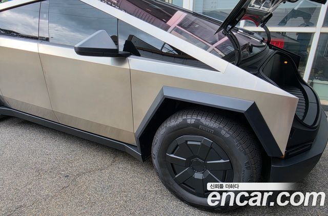 Tesla Cybertruck Cyberbeast — пробег 1 000 км — фото 1 из 5