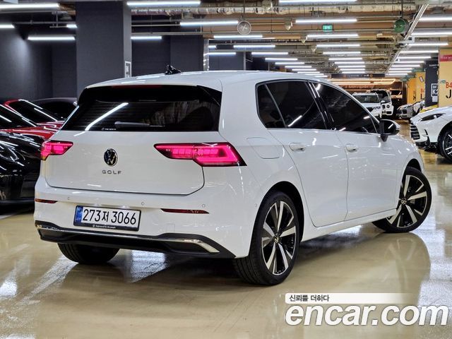 Volkswagen Golf 2.0 TDI Prestige — пробег 12 000 км — фото 2 из 5
