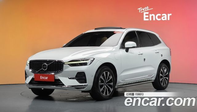 Volvo XC60 B5 Ultimate Bright — пробег 117 906 км — фото 1 из 5