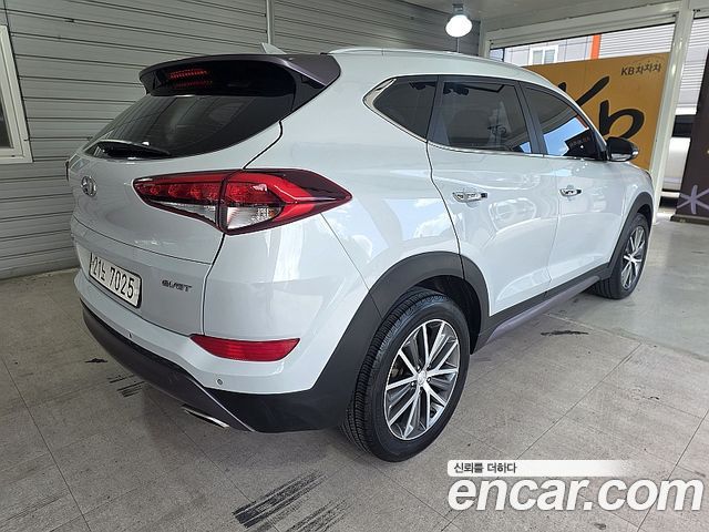 Hyundai Tucson Diesel 1.7 2WD Modern Fever — пробег 145 252 км — фото 4 из 5
