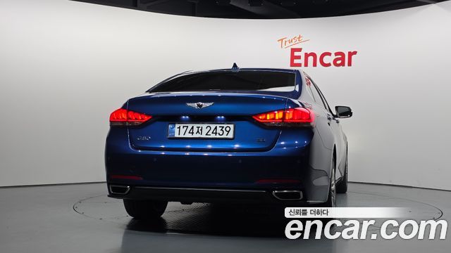 Hyundai Genesis 3.3 Structure Change (Bi-Fuel) — пробег 220 214 км — фото 4 из 5