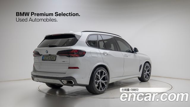 BMW X5 xDrive 40i M Sport — пробег 6 761 км — фото 2 из 5
