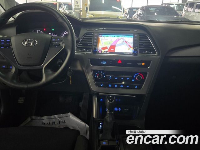Hyundai Sonata 2.0 Smart Special — пробег 109 000 км — фото 5 из 5