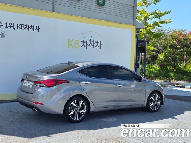 Hyundai AVANTE 1.6 GDi 10 Million Limited Standard — пробег 141 857 км — фото 2 из 5
