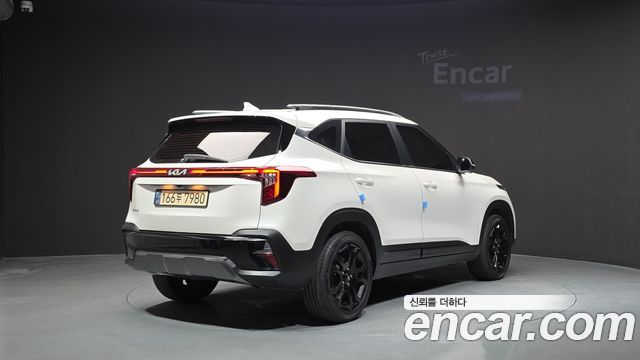 Kia Seltos из Кореи Encar