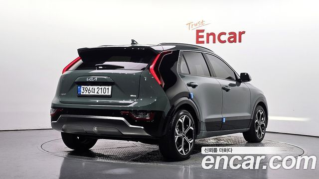 Kia Niro Signature — пробег 43 309 км — фото 2 из 5