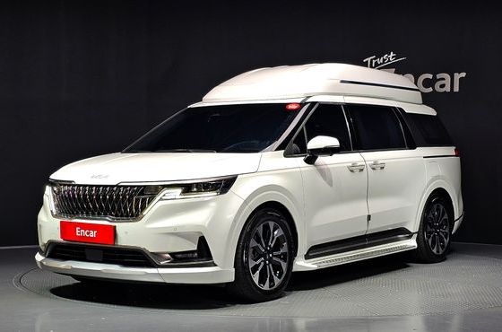 Kia Carnival Gasoline 9-Seater Hi-Limousine Signature — пробег 74 842 км — фото 1 из 5