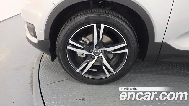 Volvo XC40 из Кореи Encar
