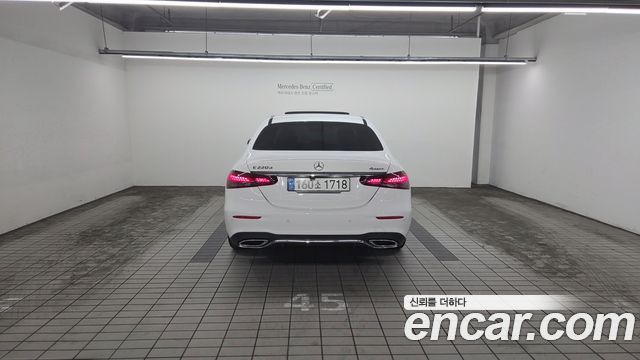 Mercedes-Benz E-Class из Кореи Encar