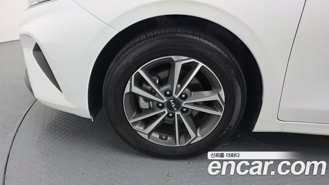 Kia K3 из Кореи Encar