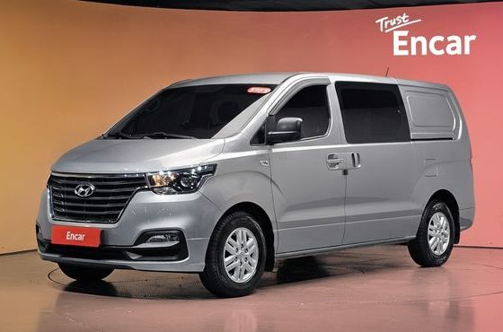 Hyundai Starex Van 5-Seater Smart — пробег 56 181 км — фото 1 из 5