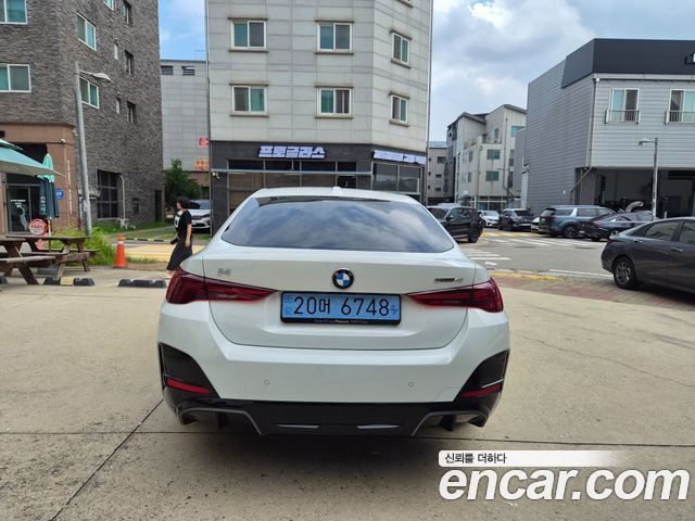 BMW i4 eDrive40 M Sports — пробег 300 км — фото 4 из 5