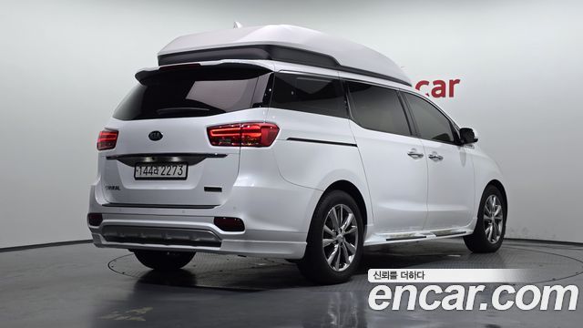Kia Carnival Gasoline 7-Seater Hi-Limousine President — пробег 48 268 км — фото 2 из 5