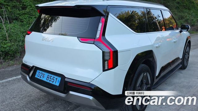 Kia EV9 из Кореи Encar
