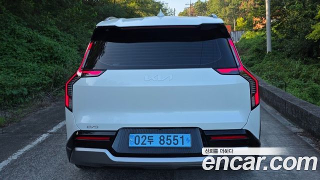 Kia EV9 из Кореи Encar