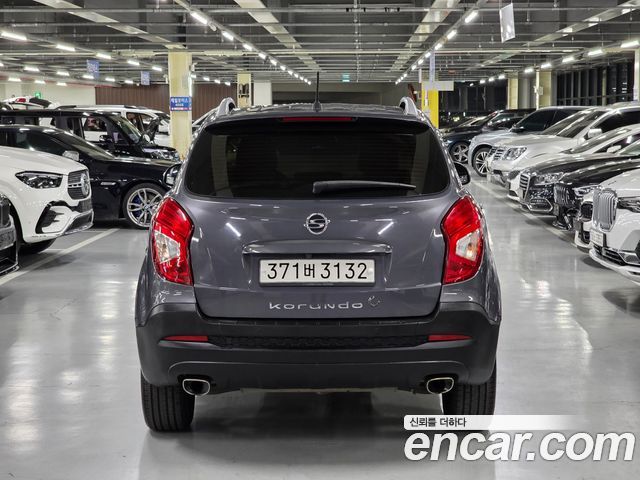 Ssangyong KORANDO 2.2 RX 4WD DLX — пробег 179 000 км — фото 3 из 5