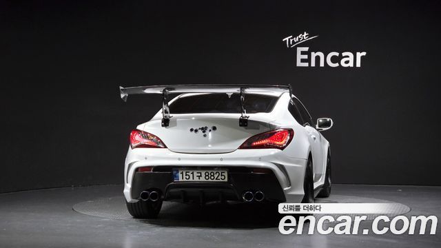 Hyundai Genesis из Кореи Encar