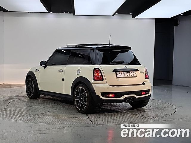 Mini Cooper из Кореи Encar