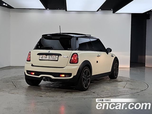 Mini Cooper из Кореи Encar