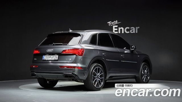 Audi Q5 45 TFSI Quattro Premium — пробег 36 933 км — фото 2 из 5