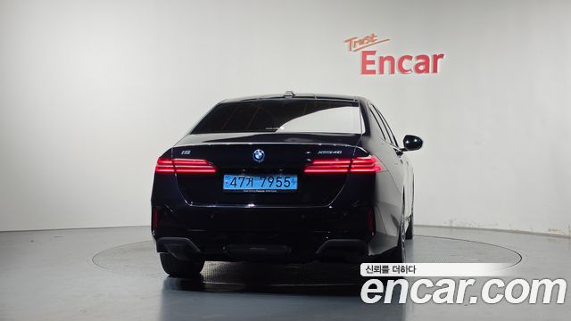 BMW i5 xDrive 40 M Sport — пробег 18 023 км — фото 4 из 5