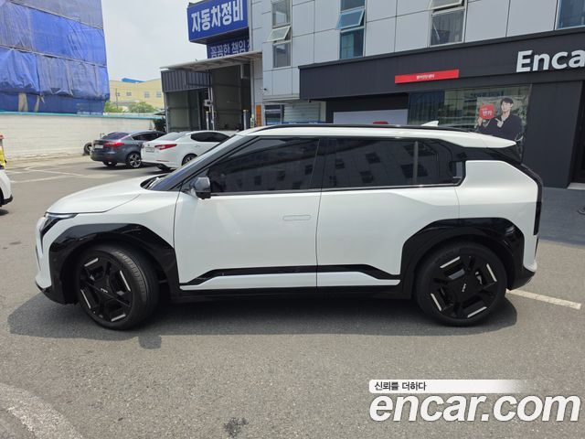 Kia EV3 из Кореи Encar