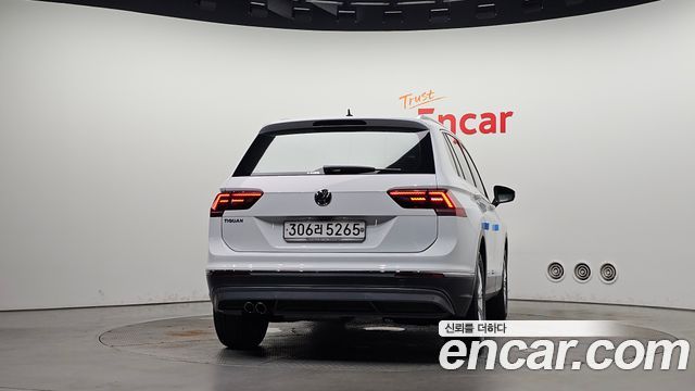 Volkswagen Tiguan из Кореи Encar