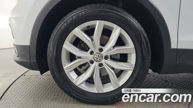 Volkswagen Tiguan из Кореи Encar
