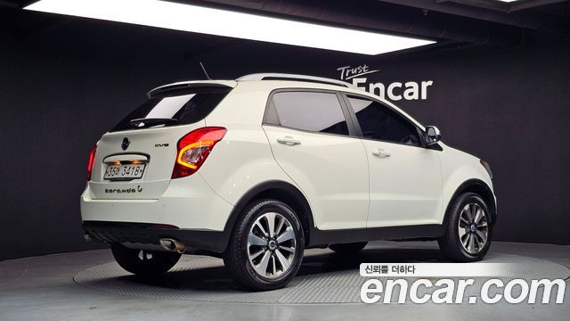 Ssangyong KORANDO 2.0 CVT 2WD Deluxe — пробег 217 377 км — фото 2 из 5