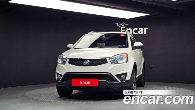 Ssangyong KORANDO 2.0 CVT 2WD Deluxe — пробег 217 377 км — фото 3 из 5