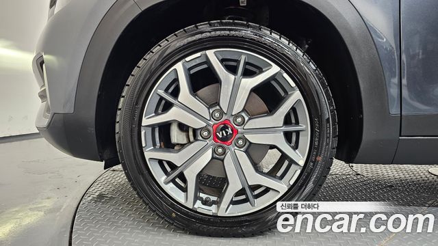 Kia Seltos из Кореи Encar