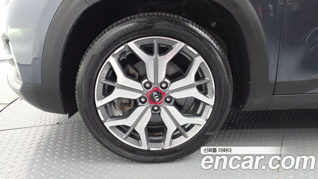 Kia Seltos из Кореи Encar