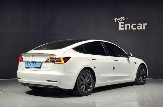 Tesla Model 3 Long Range AWD — пробег 90 330 км — фото 2 из 5