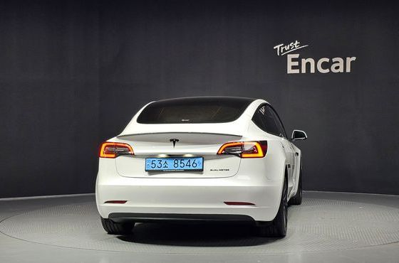 Tesla Model 3 Long Range AWD — пробег 90 330 км — фото 4 из 5