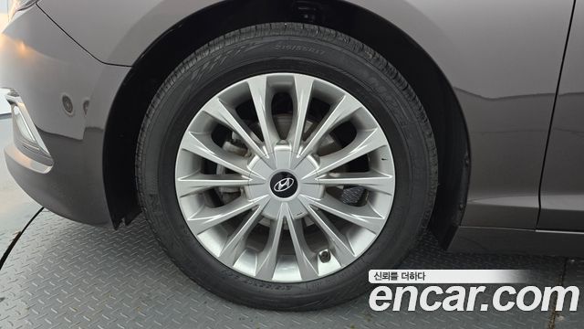 Hyundai Sonata 2.0 Smart — пробег 124 900 км — фото 5 из 5