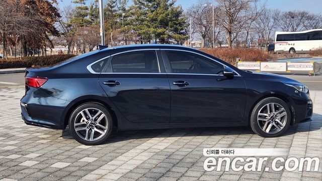 Kia K3 из Кореи Encar