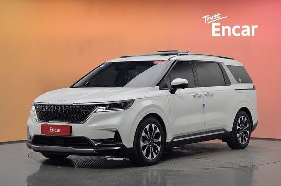 Kia Carnival Gasoline 7-Seater Signature — пробег 80 022 км — фото 1 из 5