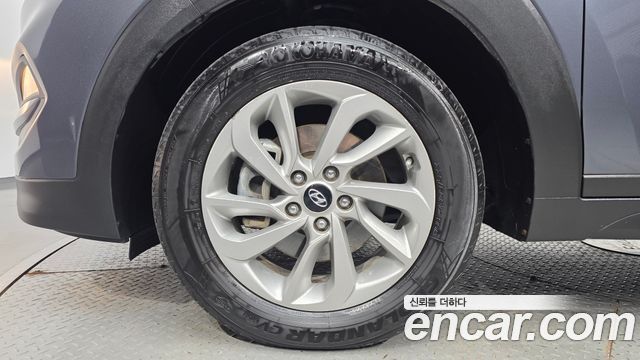Hyundai Tucson Diesel 2.0 4WD Style — пробег 250 521 км — фото 5 из 5