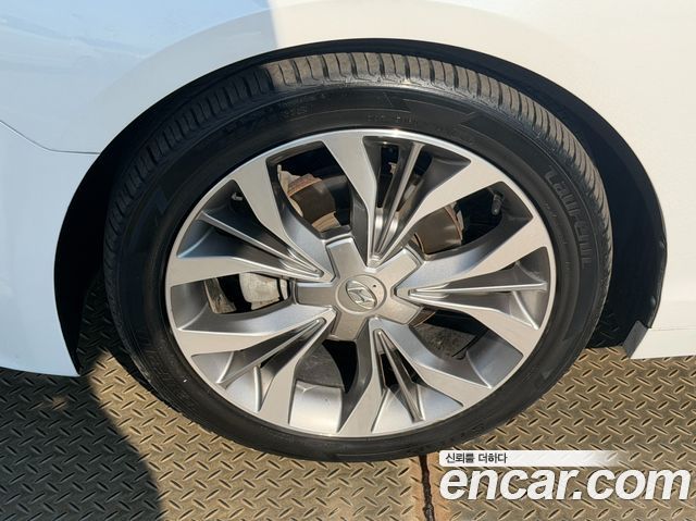 Hyundai Sonata 2.0 Smart — пробег 122 700 км — фото 5 из 5