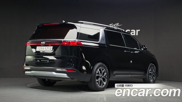 Kia Carnival из Кореи Encar