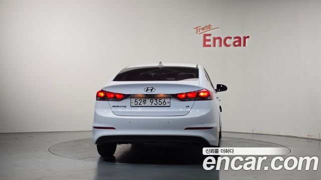 Hyundai AVANTE из Кореи Encar