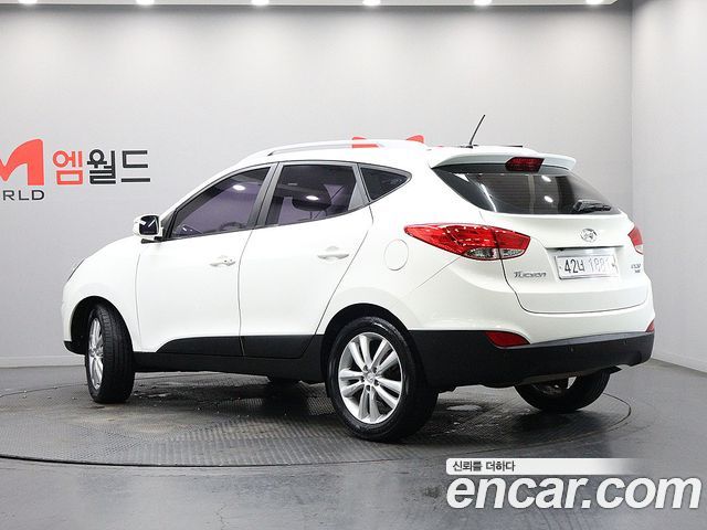 Hyundai Tucson Diesel 2WD LX20 Luxury — пробег 205 420 км — фото 4 из 5