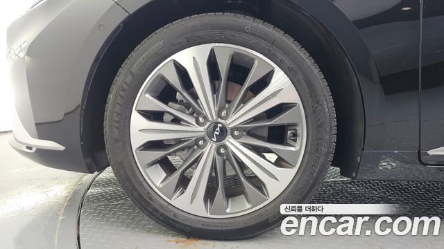Kia K8 Signature Special — пробег 36 888 км — фото 5 из 5