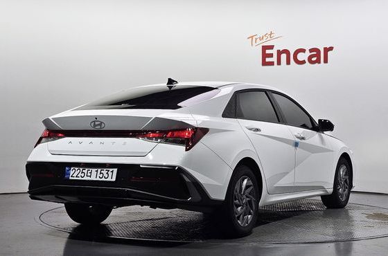 Hyundai AVANTE 1.6 Modern — пробег 6 145 км — фото 2 из 5