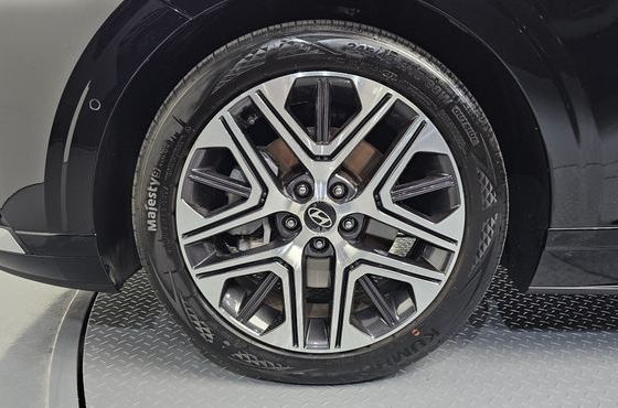 Hyundai Grandeur 2,5 Gasoline 2WD Exclusive — пробег 8 747 км — фото 5 из 5