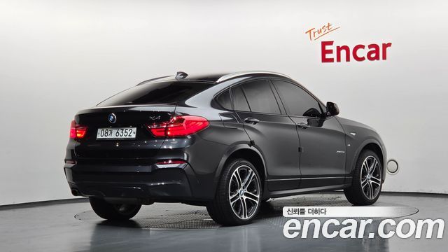 BMW X4 xDrive20d M Sport — пробег 105 736 км — фото 2 из 5